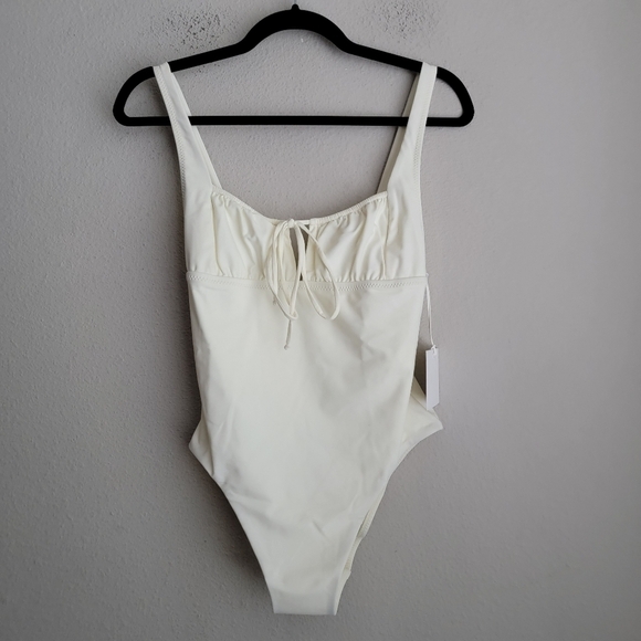 Galamaar Chemise One Piece in Crema size M NWT - Picture 4 of 10